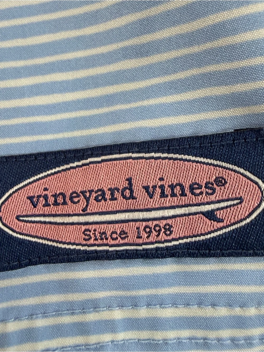 Vineyard Vines Boys Coral & Light Blue Fish-Print Swim Trunks Sz L